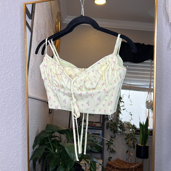 HOUSE OF CB 'Lilibeth' Lemon Ditsy Floral Gathered Bustier Top NWOT - Picture 8 of 10